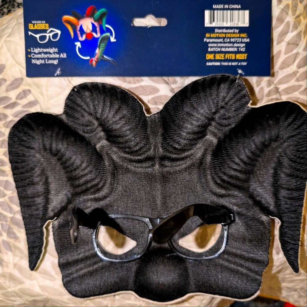 Clown Mask - Picture 4 of 4